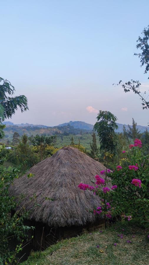 Lake Lyantonde eco composite original Fort Portal Exterior foto